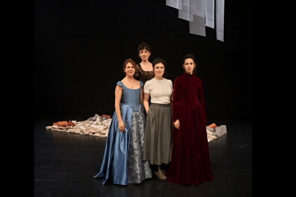 Ellas son «La Fortaleza»: Lucía Carballal, Mamen Camacho, Natalia Huarte y Eva&nbsp;Rufo